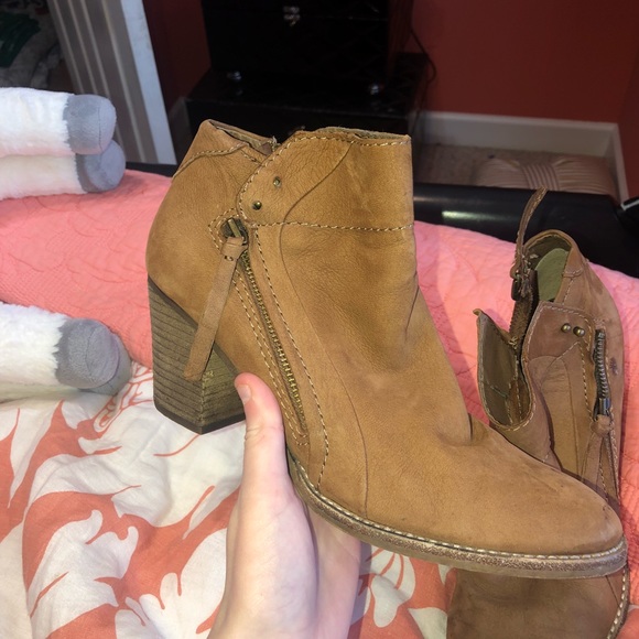 Dolce Vita Shoes Womens Brown Booties Poshmark